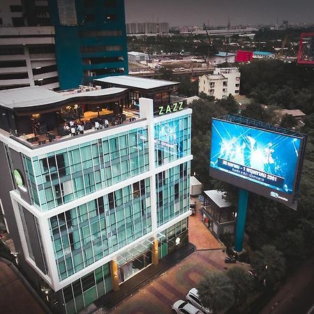 Zazz Urban Bangkok Hotel Ngoại thất bức ảnh