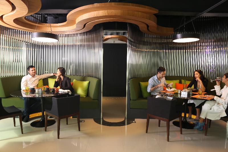 Zazz Urban Bangkok Hotel Ngoại thất bức ảnh