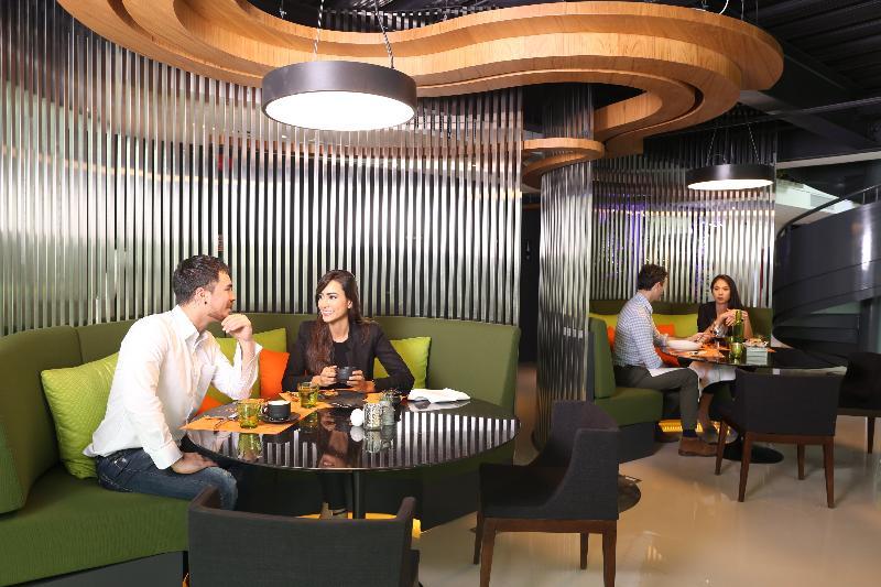 Zazz Urban Bangkok Hotel Ngoại thất bức ảnh
